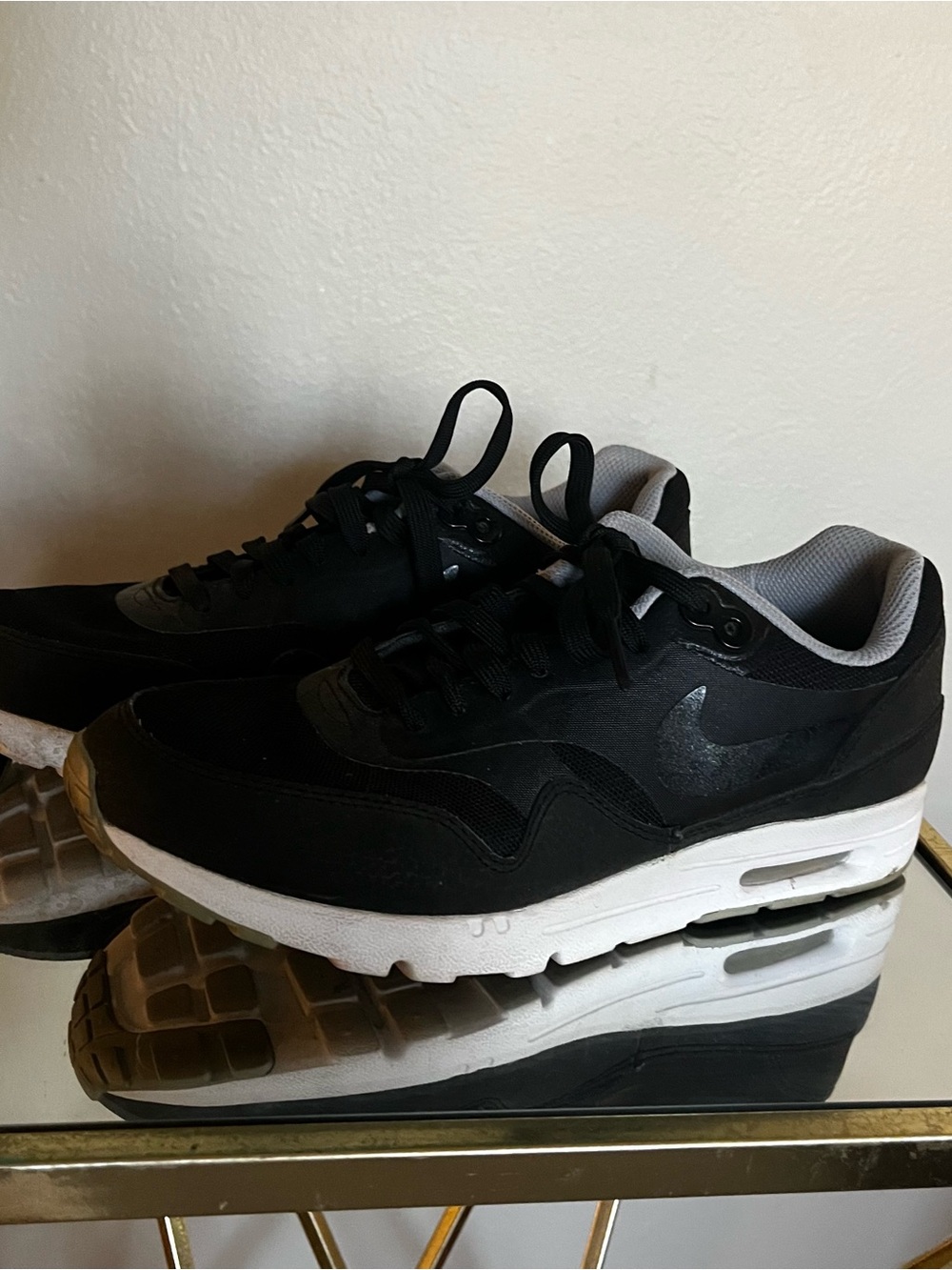 Nike Black Athletic Sneakers with White Midsole